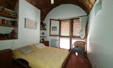 CASA 4 AMB VENTA COUNTRY EL POTRERO MERLO, PERMUTA