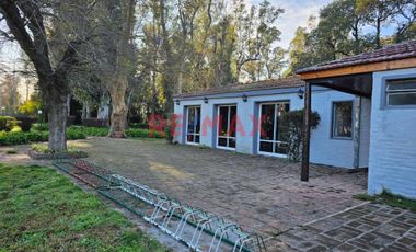 CASA 4 AMB VENTA COUNTRY EL POTRERO MERLO, PERMUTA