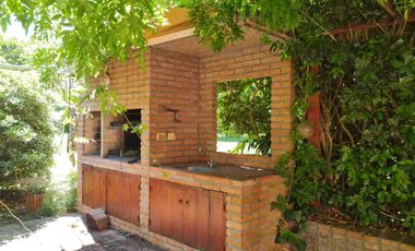 CASA 4 AMB VENTA COUNTRY EL POTRERO MERLO, PERMUTA