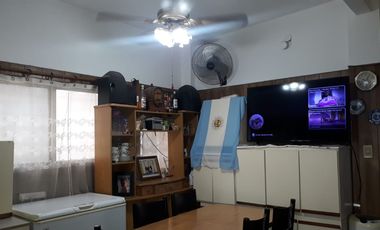 VENTA PH 2 AMB- C/COCHERA - FINANCIA
