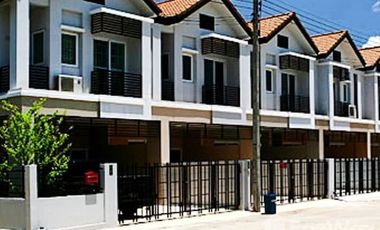 3 Bedroom Townhouse for sale at Baan Buntharik New Style