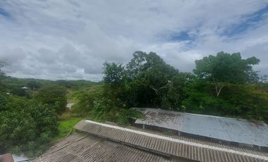 Terreno al pie de la vía a la costa km 45