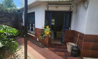 Casa para 2 Familias en venta en Remedios de Escalada Oeste