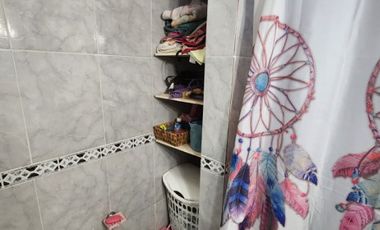 Casa para 2 Familias en venta en Remedios de Escalada Oeste