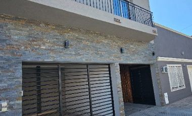 Casa en venta en Lanus Oeste