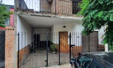 Triplex en venta en Quilmes Oeste
