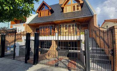 Triplex en venta en Villa Luzuriaga