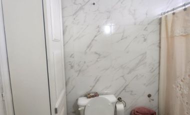 Departamento Tipo Casa en venta en Bernal Oeste