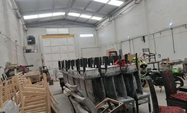 EXCELENTE BODEGA CARRETERA A EL SALTO 