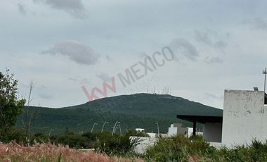 VENTA TERRENO HABITACIONAL de 199 m2 en Residencial El Encino, S. del Olmo Lt.1