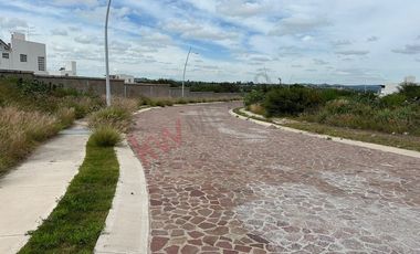 VENTA TERRENO HABITACIONAL de 195m2 en Residencial El Encino, S. del Abeto Lt.2