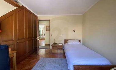 ARRIENDO AMPLIA CASA LOS TRAPENSES - ESTILO INGLES