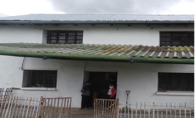 Casa y  terreno en Venta, Sector Chiriboga BPWEN