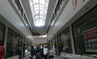 9 LOCALES, EN EL ORO, PASAJE,  EN CENTRO COMERCIAL
