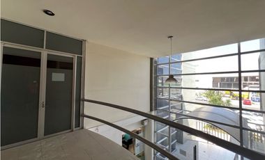 Renta de Edificio de Oficinas en Zona Plateada Completo o Por Piso