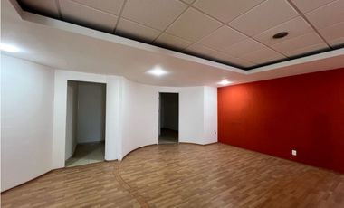 Renta de Edificio de Oficinas en Zona Plateada Completo o Por Piso