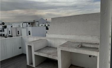 CASA EN RENTA EN ALMARA RESIDENCIAL EN ESCOBEDO EN NL