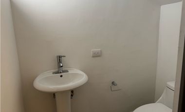 CASA EN RENTA EN ALMARA RESIDENCIAL EN ESCOBEDO EN NL