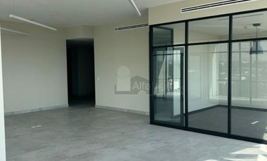 Oficina en venta o renta en Col. República, Plaza Distrito V