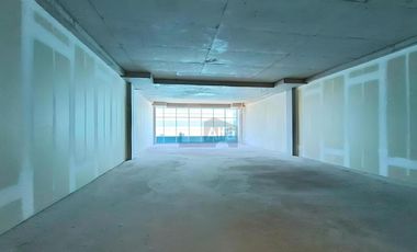 Oficina o Consultorio de lujo en RENTA o VENTA en Distrito Piamonte, Querétaro