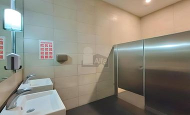 Oficina o Consultorio de lujo en RENTA o VENTA en Distrito Piamonte, Querétaro