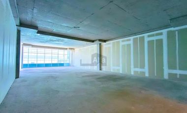 Oficina o Consultorio de lujo en RENTA o VENTA en Distrito Piamonte, Querétaro