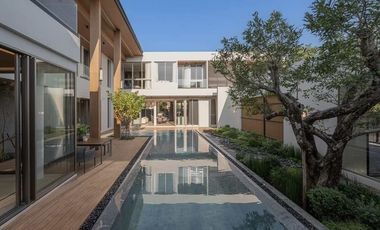 Luxury Pool villa for sale