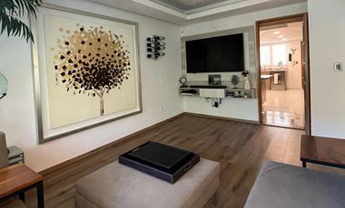 CASA EN VENTA EN LAS ÁGUILAS CALLE CERRADA