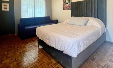 CASA EN VENTA EN LAS ÁGUILAS CALLE CERRADA