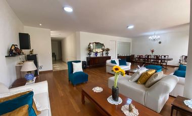 Se vende Departamento - primer piso en Velasco Astete ,  Surco