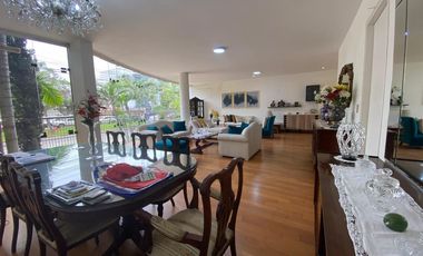 Se vende Departamento - primer piso en Velasco Astete ,  Surco