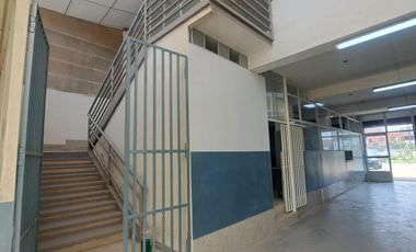 SE ALQUILA Gran Local Comercial en avenida principal 2500 m2 LOS OLIVOS