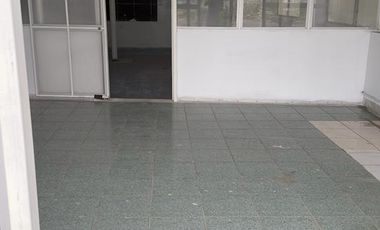 SE ALQUILA Gran Local Comercial en avenida principal 2500 m2 LOS OLIVOS