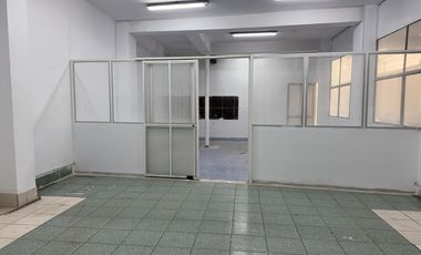 SE ALQUILA Gran Local Comercial en avenida principal 2500 m2 LOS OLIVOS