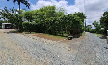 Venta de terreno al pie del río para construcción de edificio 11 pisos