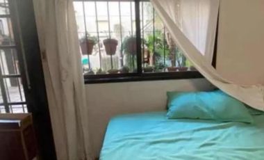 Casa en venta - 3 Dormitorios 2 Baños - Cochera - 150Mts2 - Versalles
