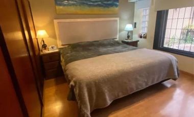 Casa en venta - 3 Dormitorios 2 Baños - Cochera - 150Mts2 - Versalles