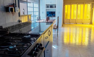 Casa en venta tres dormitorios en Junin