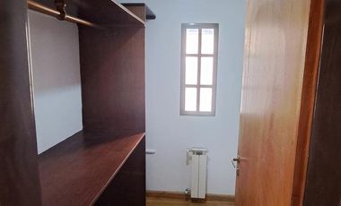 Casa en  ALQUILER 4 Dormitorios + escritorio, Zona CENTRO