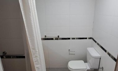 Casa en  ALQUILER 4 Dormitorios + escritorio, Zona CENTRO