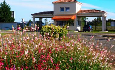 Venta terreno barrio residencial pinares del sur