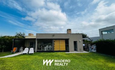 Casa en San Sebastian - 4 ambientes -1100 m2