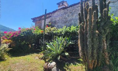 CASA EN VENTA EN EL CENTRO DE VALLE CON VISTA AL PUEBLO