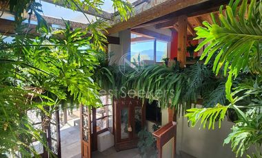 CASA EN VENTA EN EL CENTRO DE VALLE CON VISTA AL PUEBLO