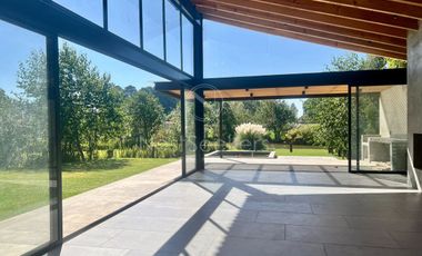 Casa en Condominio en Venta en San Simón, Valle de Bravo