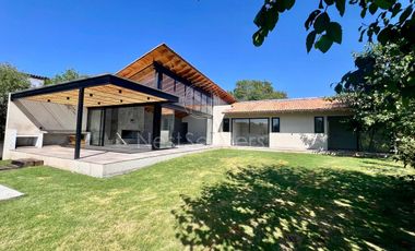 Casa en Condominio en Venta en San Simón, Valle de Bravo