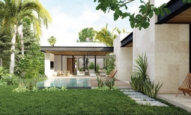 En venta casa de una planta en privada residencial zona Country.