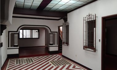 ARRIENDO CASA EN EL CENTRO, MANIZALES | ARRIENDOS MANIZALES