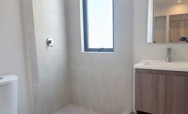 Renta departamento piso 13 en Cosmopol Lifestyale