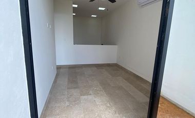 Casa de 4 recámaras en renta dentro de privada con amenidades en Conkal, Mérida